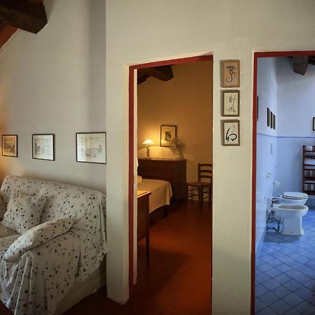 Torre Di Ponzano Guest House Barberino Val d'Elsa Luaran gambar