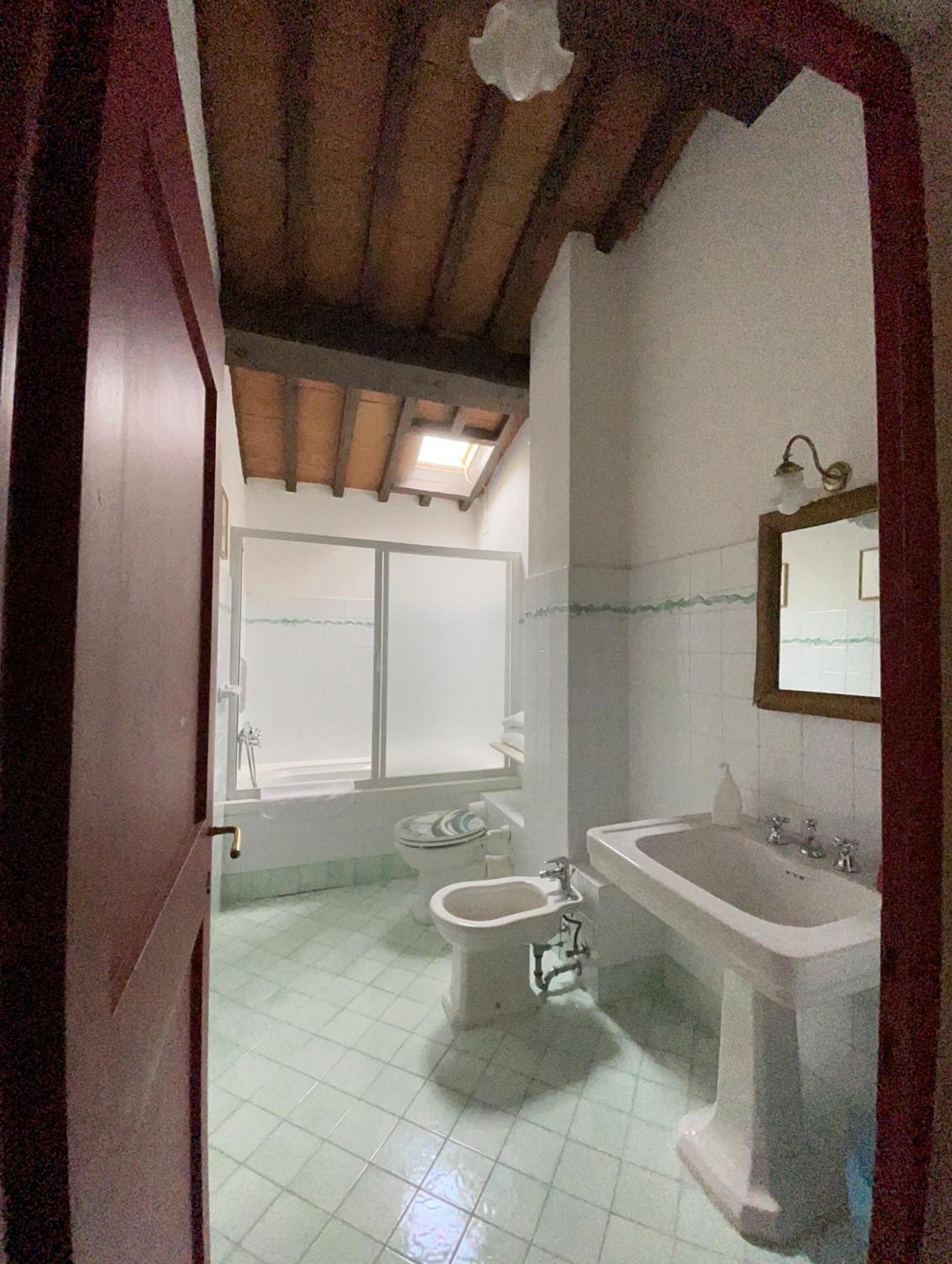 Torre Di Ponzano Guest House Barberino Val d'Elsa Bilik gambar