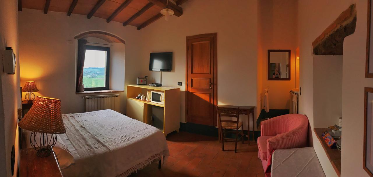 Torre Di Ponzano Guest House Barberino Val d'Elsa Luaran gambar