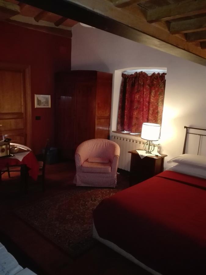 Torre Di Ponzano Guest House Barberino Val d'Elsa Luaran gambar